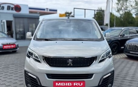 Peugeot Traveller I, 2023 год, 3 195 000 рублей, 5 фотография