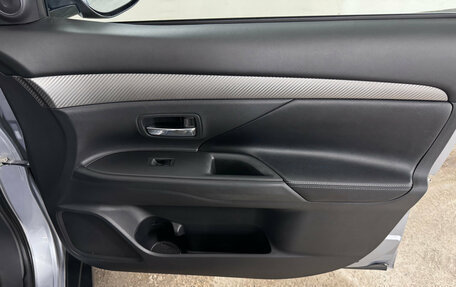Mitsubishi Outlander III рестайлинг 3, 2012 год, 1 370 000 рублей, 20 фотография