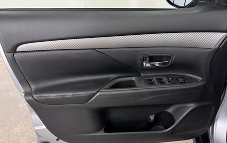 Mitsubishi Outlander III рестайлинг 3, 2012 год, 1 370 000 рублей, 19 фотография