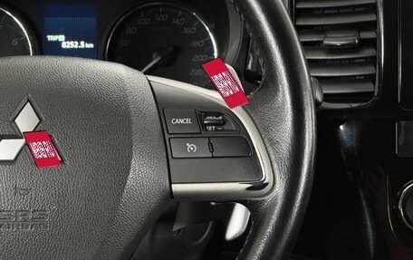 Mitsubishi Outlander III рестайлинг 3, 2012 год, 1 370 000 рублей, 12 фотография