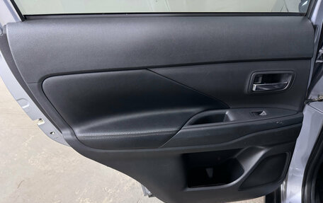 Mitsubishi Outlander III рестайлинг 3, 2012 год, 1 370 000 рублей, 21 фотография