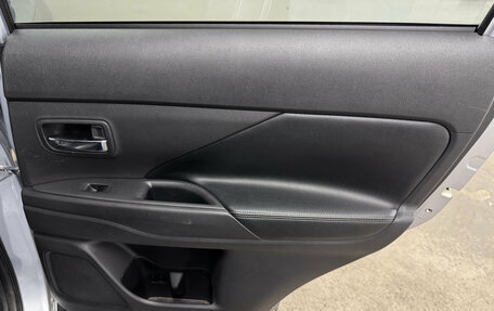 Mitsubishi Outlander III рестайлинг 3, 2012 год, 1 370 000 рублей, 22 фотография