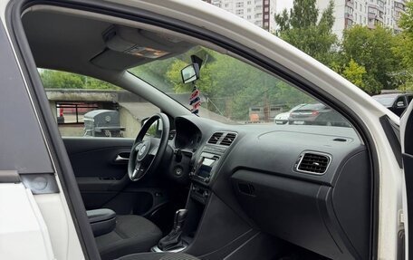 Volkswagen Polo VI (EU Market), 2011 год, 655 000 рублей, 10 фотография