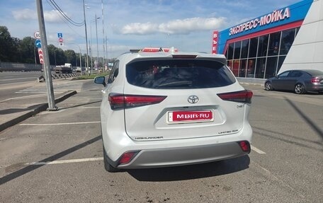 Toyota Highlander, 2025 год, 4 700 000 рублей, 15 фотография