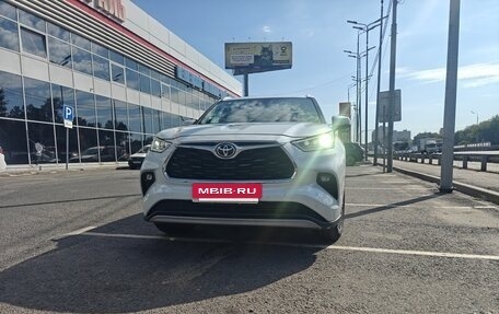 Toyota Highlander, 2025 год, 4 700 000 рублей, 20 фотография