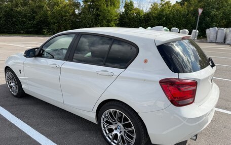 BMW 1 серия, 2011 год, 800 000 рублей, 4 фотография