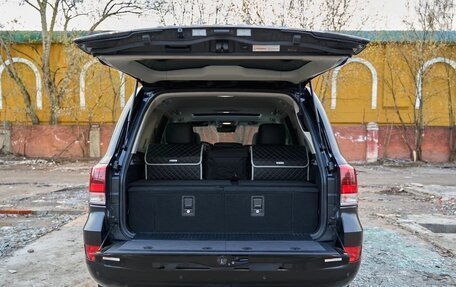 Toyota Land Cruiser 200, 2016 год, 7 000 000 рублей, 11 фотография