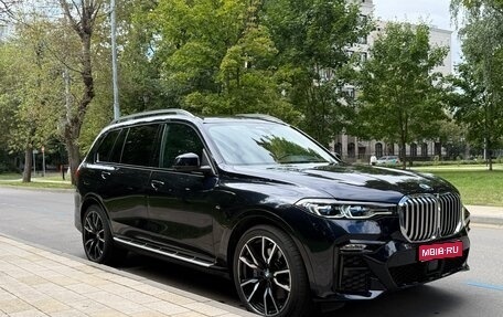 BMW X7, 2021 год, 9 000 000 рублей, 1 фотография