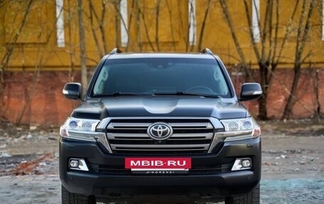 Toyota Land Cruiser 200, 2016 год, 7 000 000 рублей, 12 фотография
