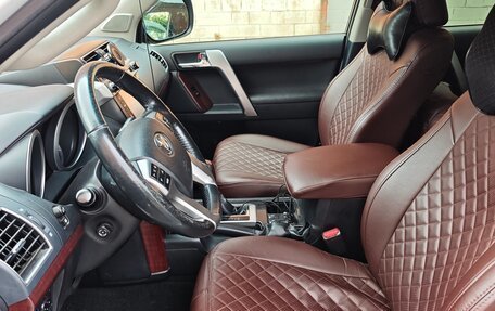 Toyota Land Cruiser Prado 150 рестайлинг 2, 2014 год, 3 400 000 рублей, 13 фотография