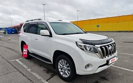 Toyota Land Cruiser Prado 150 рестайлинг 2, 2014 год, 3 400 000 рублей, 10 фотография