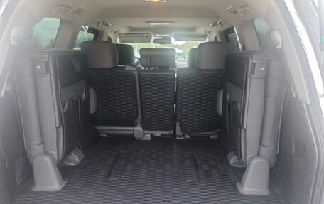 Toyota Land Cruiser 200, 2009 год, 3 350 000 рублей, 10 фотография