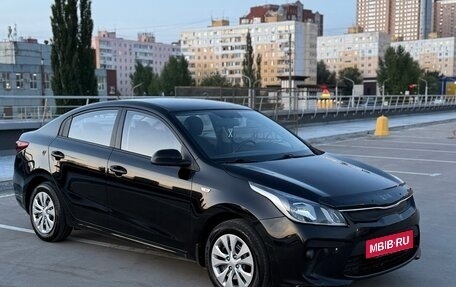KIA Rio IV, 2017 год, 1 320 000 рублей, 4 фотография