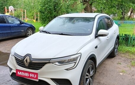 Renault Arkana I, 2021 год, 1 680 000 рублей, 1 фотография