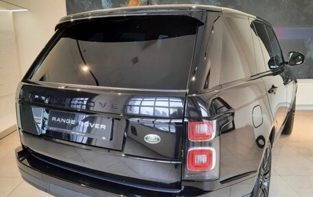 Land Rover Range Rover IV рестайлинг, 2021 год, 10 900 000 рублей, 4 фотография