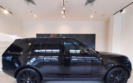 Land Rover Range Rover IV рестайлинг, 2021 год, 10 900 000 рублей, 3 фотография