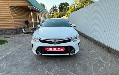 Toyota Camry, 2016 год, 2 200 000 рублей, 3 фотография