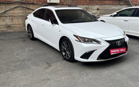 Lexus ES VII, 2019 год, 4 650 000 рублей, 1 фотография