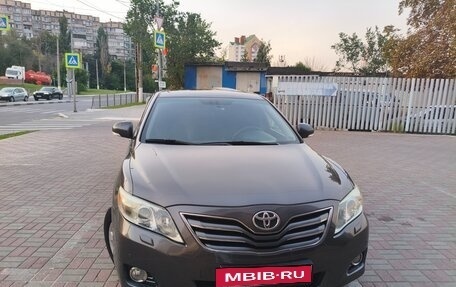 Toyota Camry, 2011 год, 1 450 000 рублей, 2 фотография