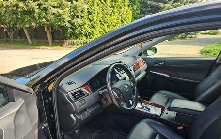 Toyota Camry, 2013 год, 1 890 000 рублей, 11 фотография