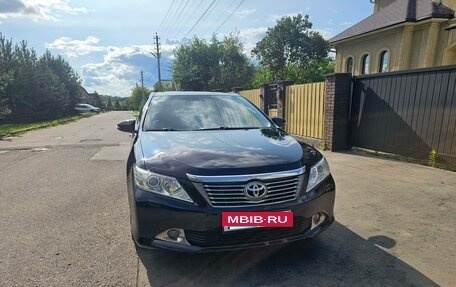 Toyota Camry, 2013 год, 1 890 000 рублей, 10 фотография