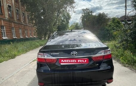 Toyota Camry, 2017 год, 2 460 000 рублей, 2 фотография
