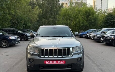 Jeep Grand Cherokee, 2012 год, 2 100 000 рублей, 2 фотография