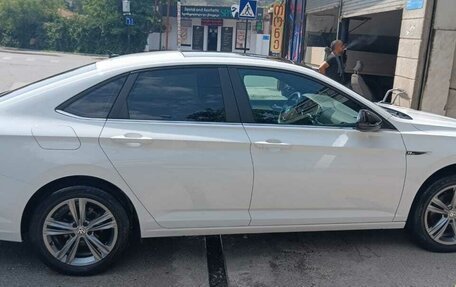 Volkswagen Jetta VII, 2019 год, 1 800 000 рублей, 12 фотография