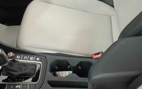 Volkswagen Jetta VII, 2019 год, 1 800 000 рублей, 11 фотография