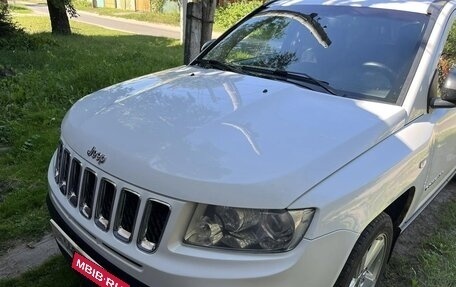 Jeep Compass I рестайлинг, 2012 год, 980 000 рублей, 1 фотография