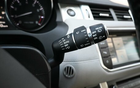 Land Rover Range Rover Evoque I, 2015 год, 1 999 000 рублей, 13 фотография