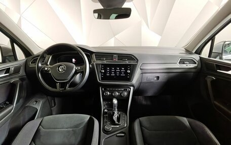 Volkswagen Tiguan II, 2019 год, 2 680 000 рублей, 14 фотография