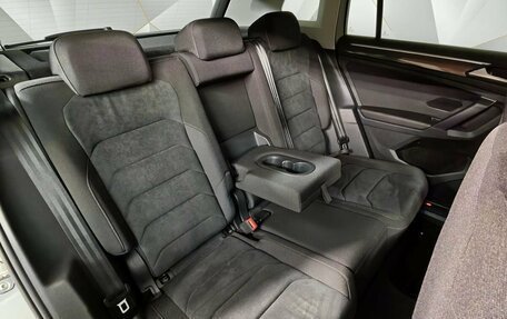 Volkswagen Tiguan II, 2019 год, 2 680 000 рублей, 17 фотография
