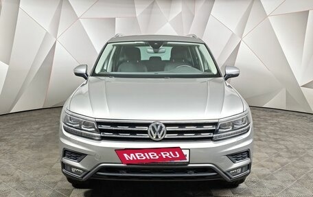 Volkswagen Tiguan II, 2019 год, 2 680 000 рублей, 7 фотография