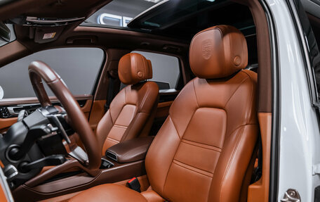 Porsche Cayenne III, 2019 год, 4 800 000 рублей, 14 фотография