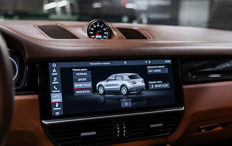 Porsche Cayenne III, 2019 год, 4 800 000 рублей, 23 фотография