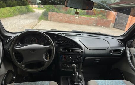 Chevrolet Niva I рестайлинг, 2005 год, 160 000 рублей, 7 фотография