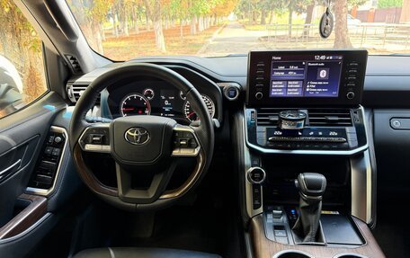Toyota Land Cruiser, 2021 год, 8 799 000 рублей, 14 фотография
