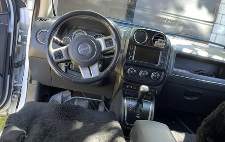 Jeep Compass I рестайлинг, 2012 год, 980 000 рублей, 10 фотография