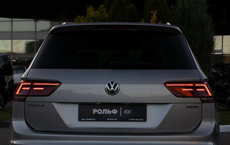 Volkswagen Tiguan II, 2018 год, 1 988 000 рублей, 23 фотография