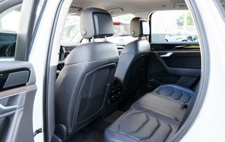 Volkswagen Touareg III, 2020 год, 4 350 000 рублей, 14 фотография
