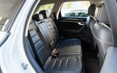 Volkswagen Touareg III, 2020 год, 4 350 000 рублей, 10 фотография