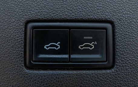 Volkswagen Touareg III, 2020 год, 4 350 000 рублей, 24 фотография