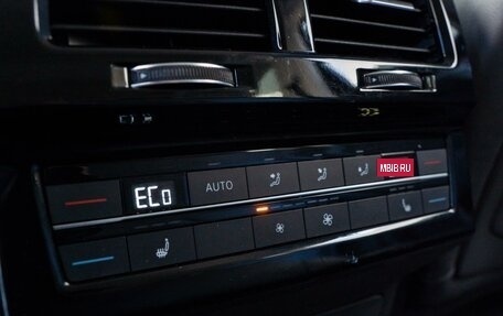 Volkswagen Touareg III, 2020 год, 4 350 000 рублей, 23 фотография