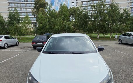 Volkswagen Polo VI (EU Market), 2018 год, 1 500 000 рублей, 2 фотография