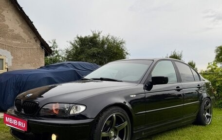 BMW 3 серия, 2004 год, 800 000 рублей, 3 фотография