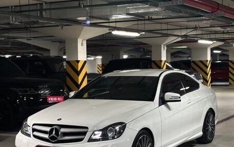 Mercedes-Benz C-Класс, 2013 год, 1 800 000 рублей, 1 фотография