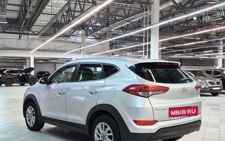 Hyundai Tucson III, 2018 год, 2 145 000 рублей, 6 фотография