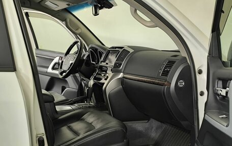 Toyota Land Cruiser 200, 2013 год, 3 450 000 рублей, 10 фотография