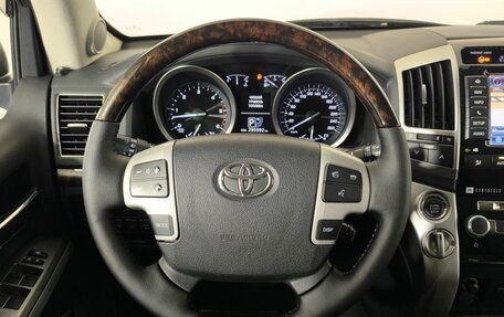 Toyota Land Cruiser 200, 2013 год, 3 450 000 рублей, 14 фотография
